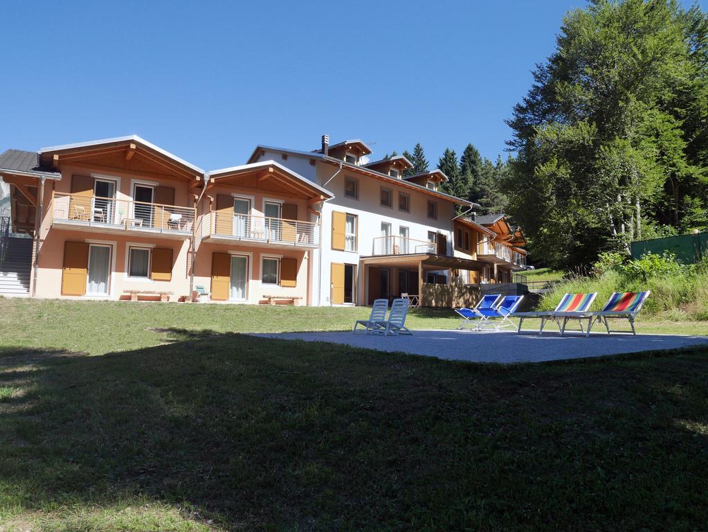 Hotel Elbele Garni Folgaria Exterior photo