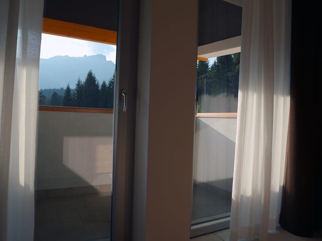 Hotel Elbele Garni Folgaria Exterior photo